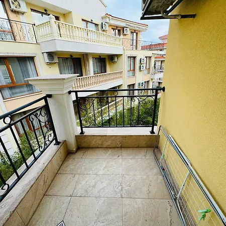 Horizon 26 'б' アパート *